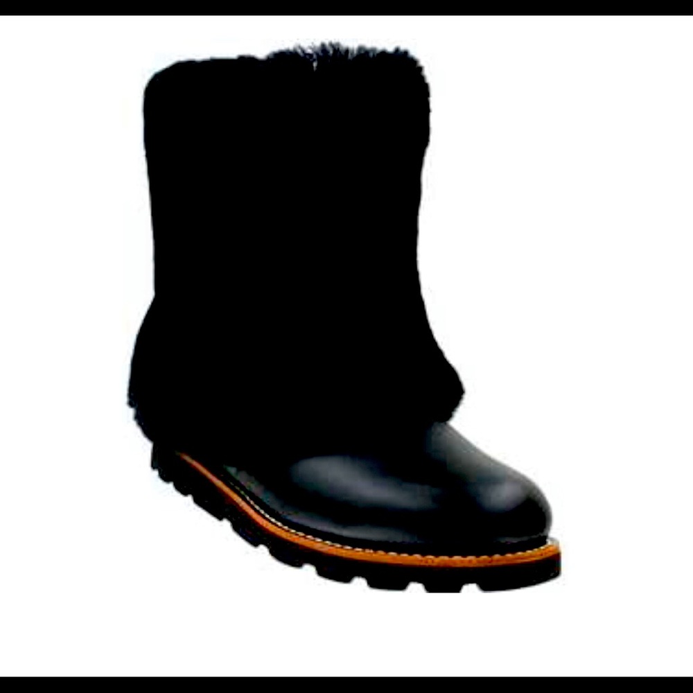 UGG MAYLIN LADIES ANKLE BOOTS size 8